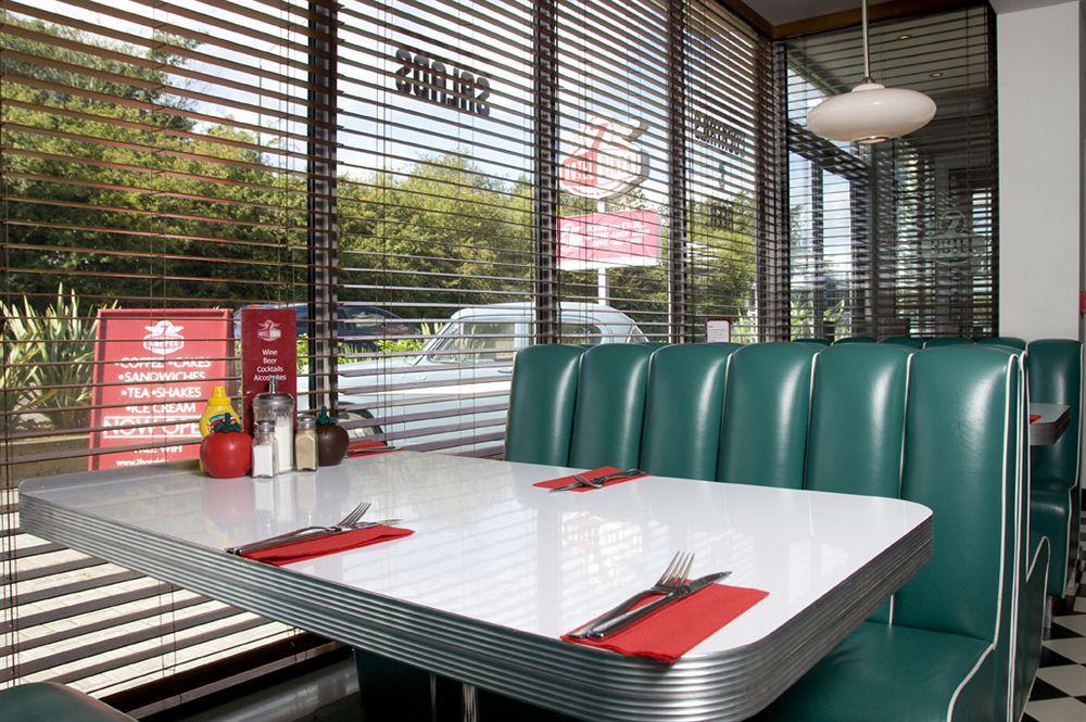 Halstead  7Hotel Diner מראה חיצוני תמונה