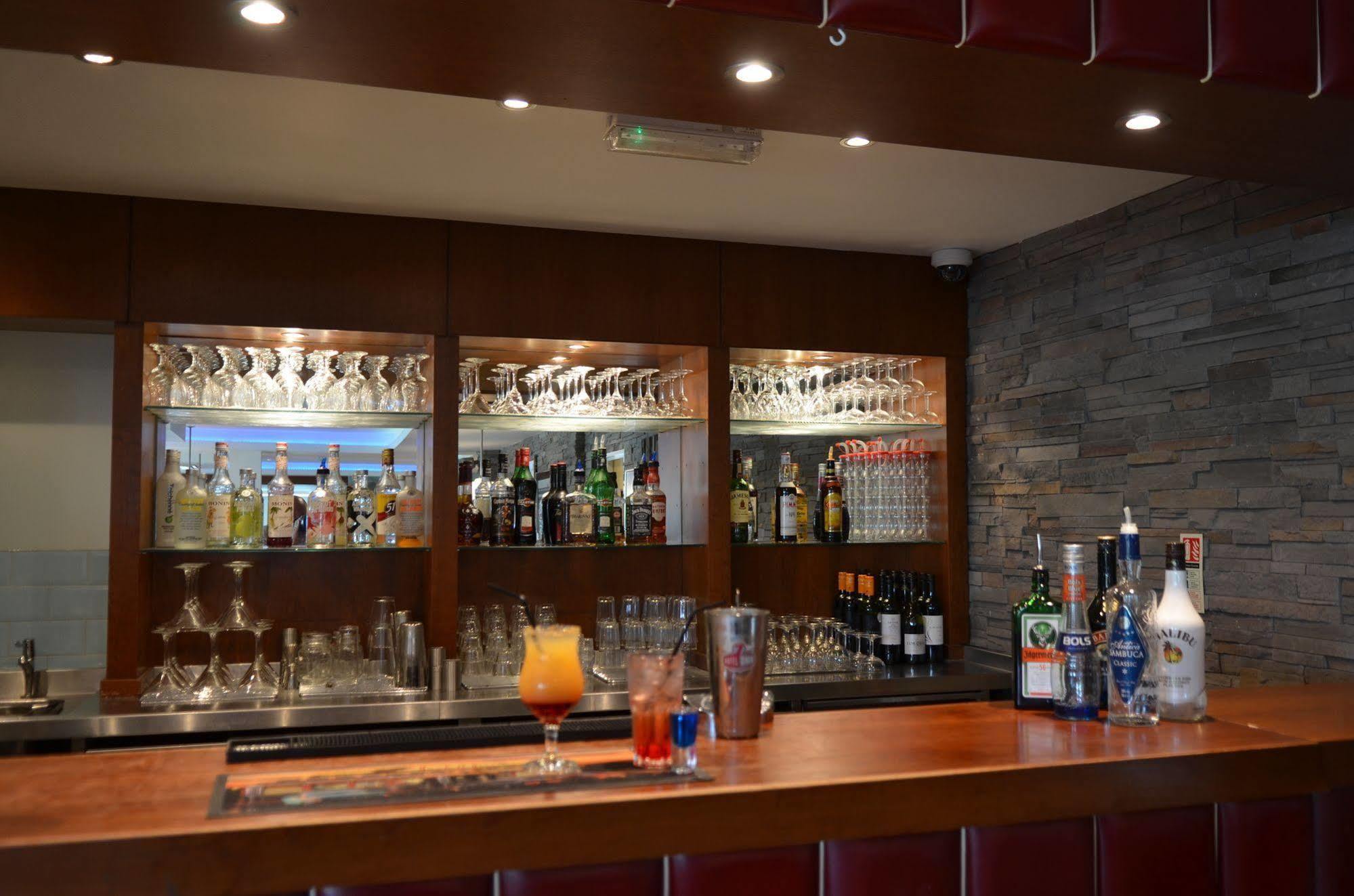 Halstead  7Hotel Diner מראה חיצוני תמונה